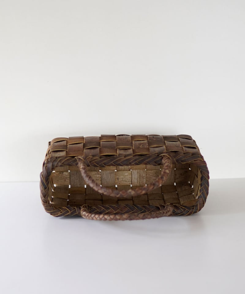 フト編み 裏皮』胡桃樹皮のかごバッグ 横幅30cm (オズのかごバッグ