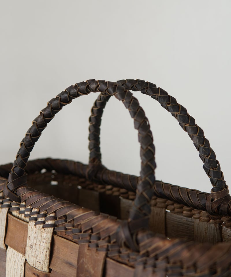 フト編み 裏皮×表皮』胡桃樹皮のかごバッグ 横幅30cm (オズのかご