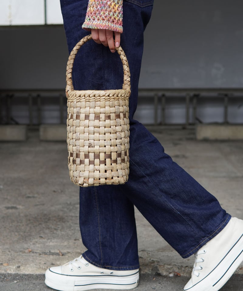 マルツツ 平織 表皮』沢胡桃樹皮のかごバッグ (オズのかごバッグ