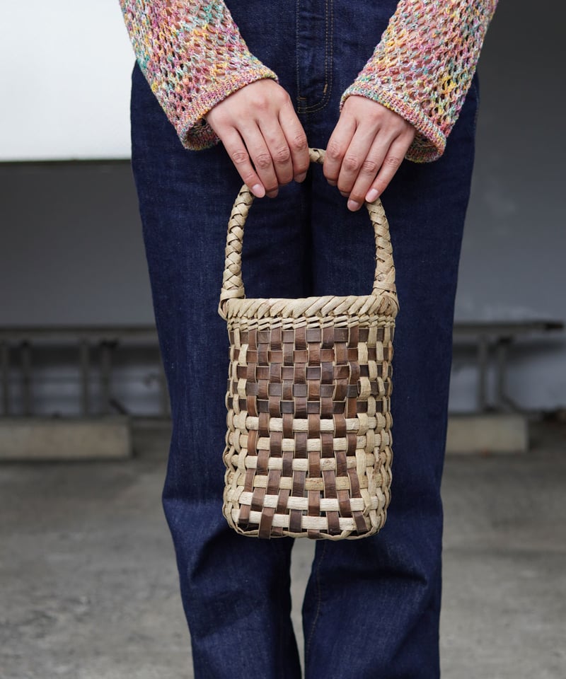 マルツツ 平織 表皮』沢胡桃樹皮のかごバッグ (オズのかごバッグ