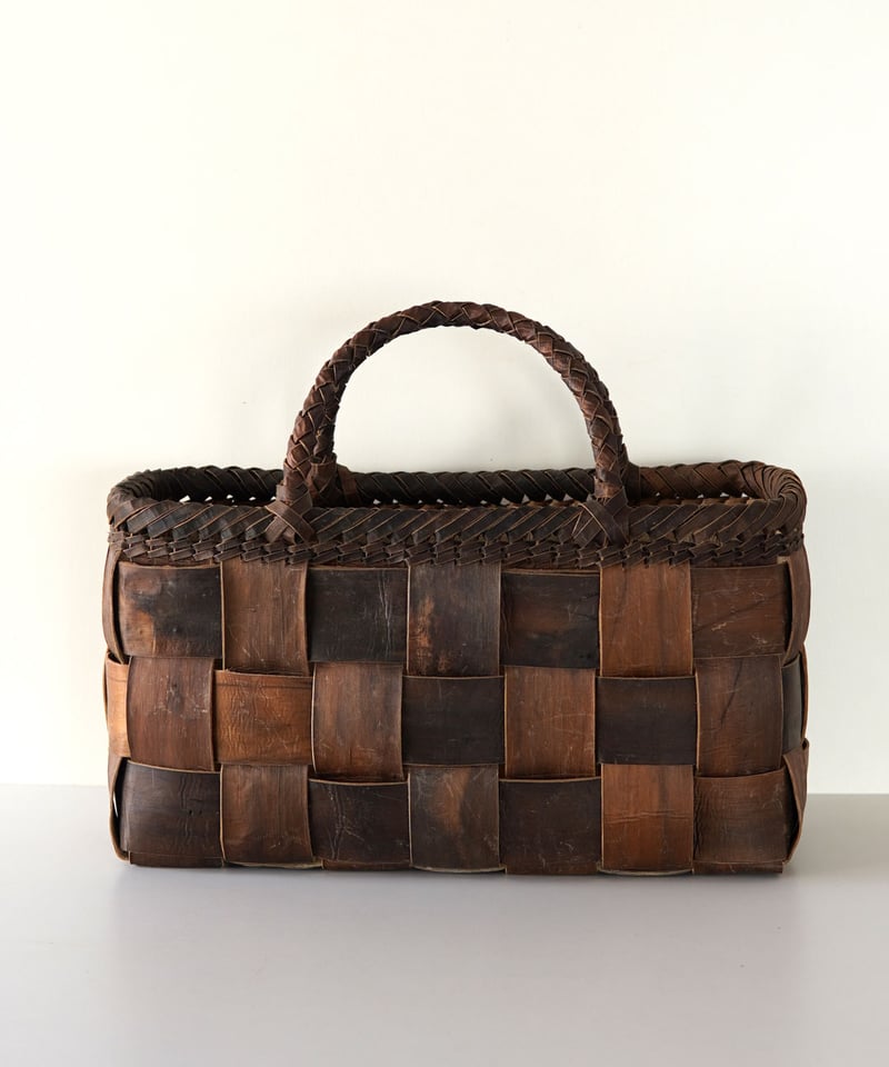 フト平織り 裏皮』胡桃樹皮のかごバッグ 横幅36cm (オズのかごバッグ