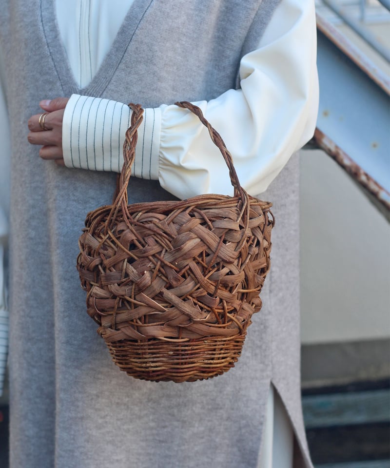 山葡萄の篭(乱れ編み)最終値下げ せせこましい 1万円引き - バッグ 山葡萄の篭(乱れ編み)最終値下げ せせこましい 1万円引き - バッグ