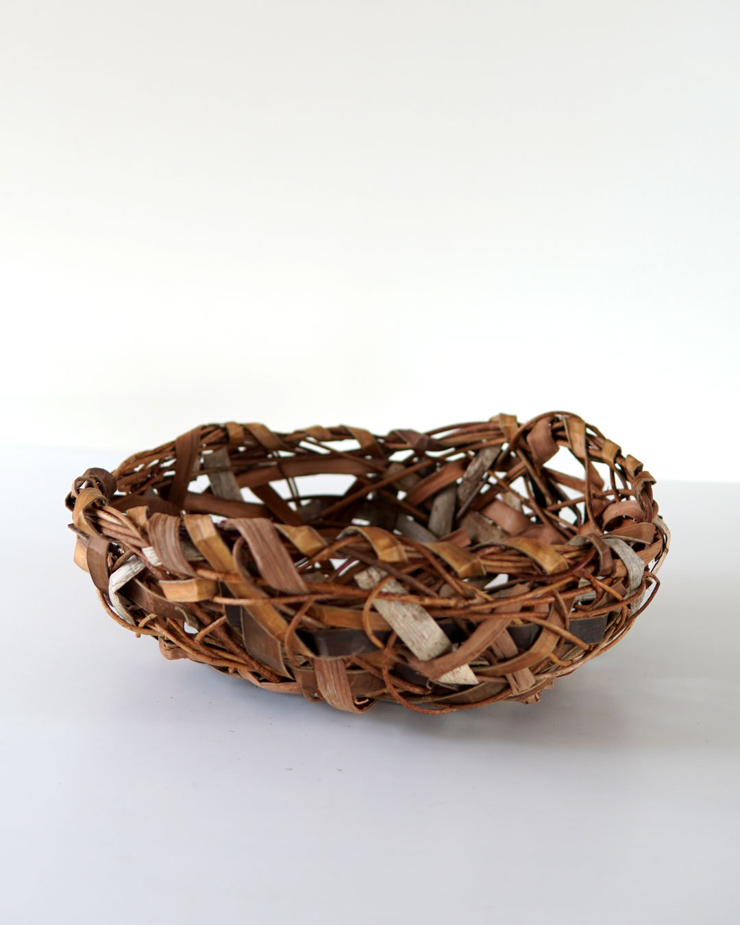 【最終価格】【美品】天然素材のかごバッグ　胡桃 あけびや山葡萄がお好きな方に！ 楽天市場】胡桃と山葡萄 胡桃かごバッグ、山葡萄かごバッグ