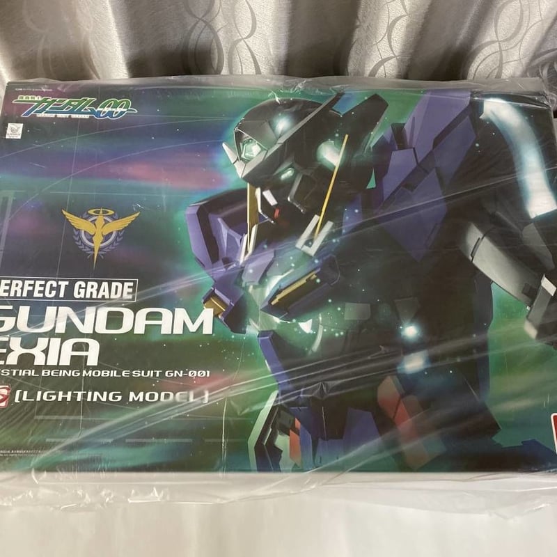 PG 1/60 ガンダムエクシア (LIGHTING MODEL) Amazon | PG 機動戦士ガンダム00 ガンダムエクシア (LIGHTING