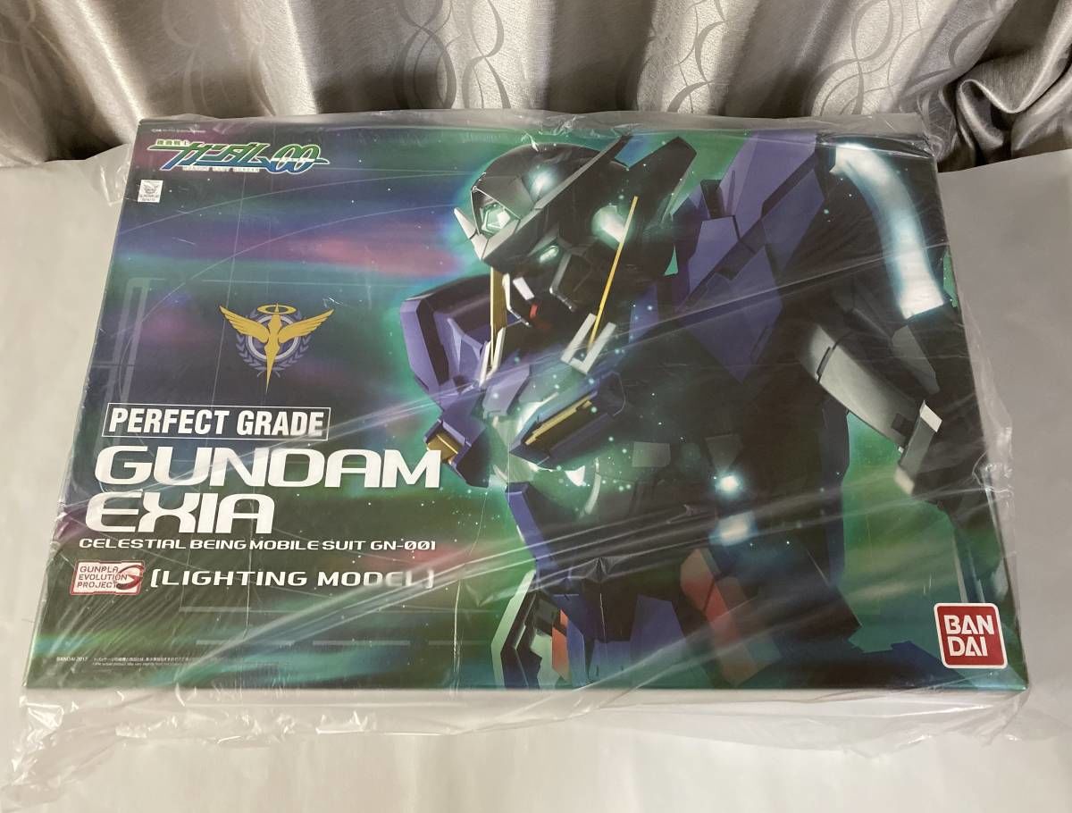 素組完成品 PG 1/60 ガンダムエクシア(LIGHTING MODEL) 機動戦士 素組完成品 PG 1/60 ガンダムエクシア(LIGHTING MODEL) 機動戦士