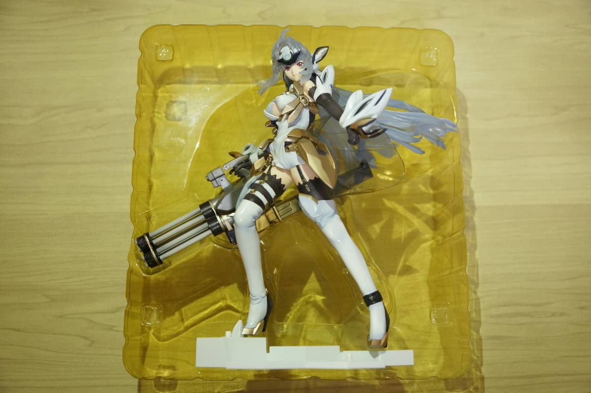 アルター KOS-MOS Ver.4 (1/8スケールPVC塗装済み完成品）/ゼノサーガ