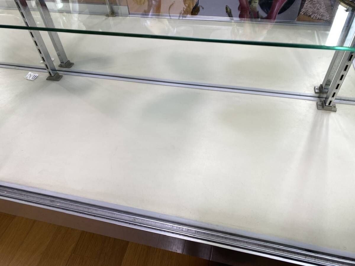 鏡張りガラスショーケース(W)幅180cm×(D)奥行45cm×(H)高さ152cm 