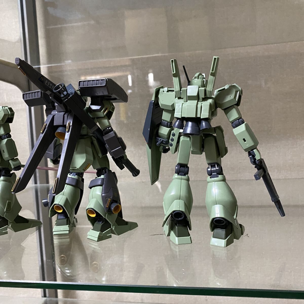 ジェガンhg7体 HGUC ジェガン｜おしおさんさんのガンプラ作品｜GUNSTA（ガンスタ）