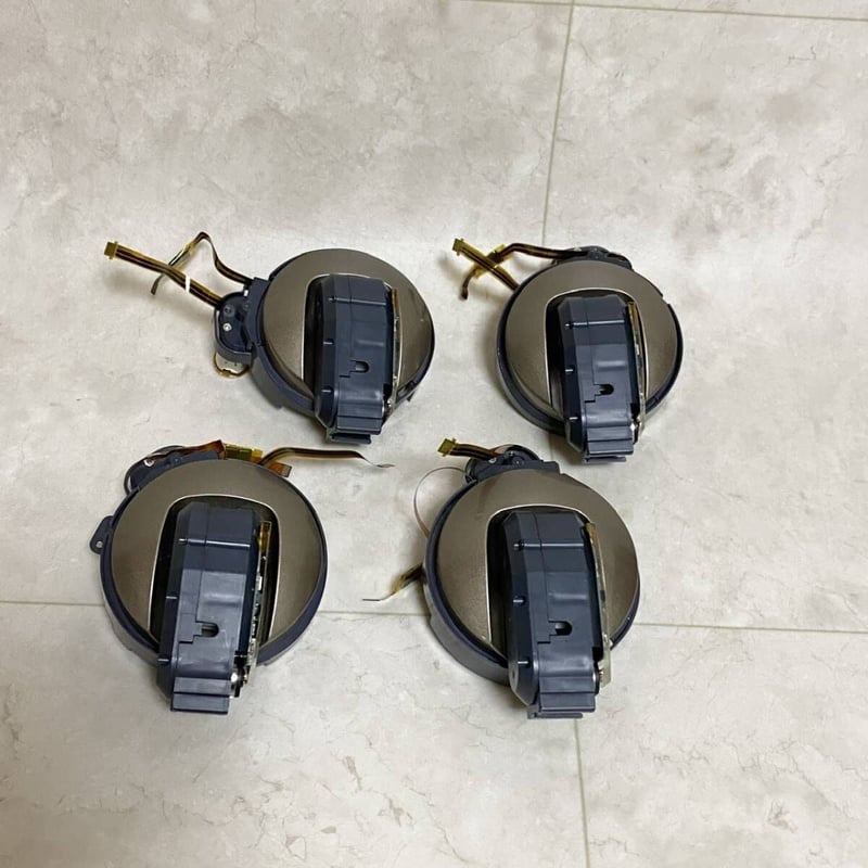 ソニーアイボ]SONY AIBO ERS-7 ハニーブラウン用 純正品 肩の関節 修理