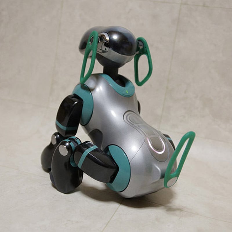旧型AIBO ERS-7 AudiコラボAIBOバッグ付き Sony AIBO Model ERS-7 White Robot Dog working with Box gift