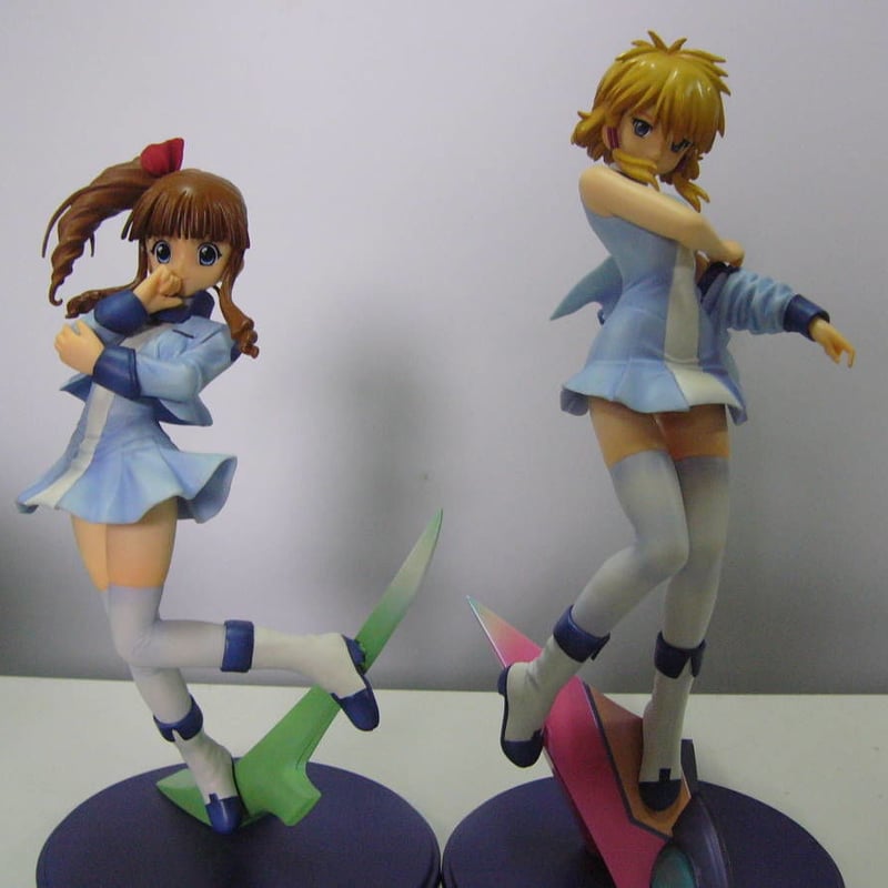 ハピネット 奏光のストレイン ロッティ・ゲラーとセーラ・ウィーレック