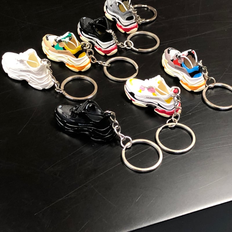 Balenciaga バレンシアガ スニーカー キーホルダー 7種セット 箱 Balenciaga バレンシアガ スニーカー キーホルダー 7種セット 箱