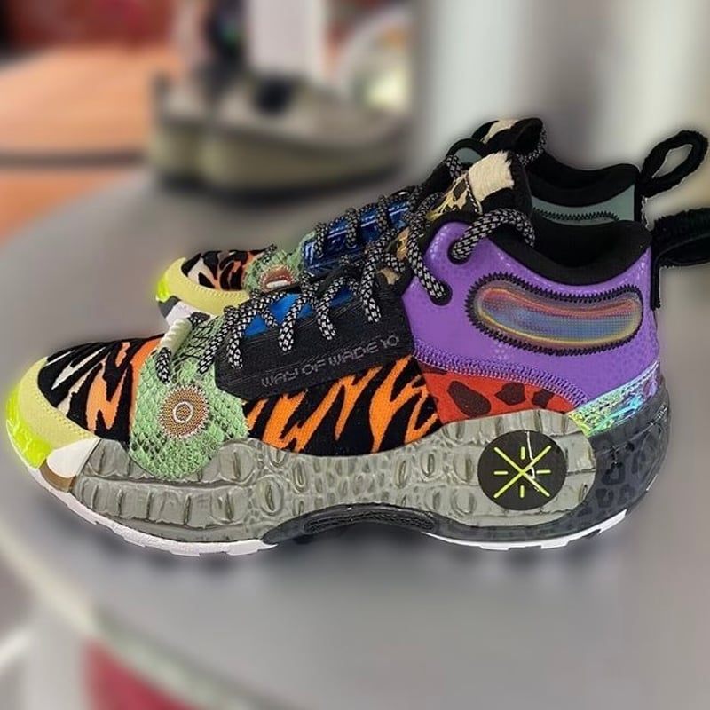 Li-Ning wayofwade 10 バッシュ ウェイオブウェイド 箱付き