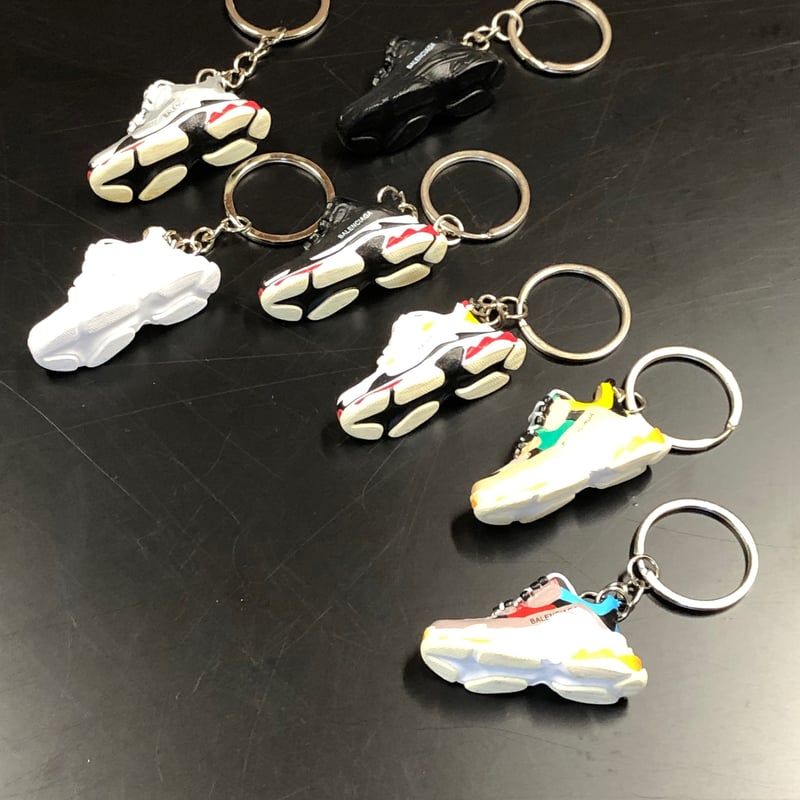 Balenciaga バレンシアガ スニーカー キーホルダー 7種セット 箱 Balenciaga バレンシアガ スニーカー キーホルダー 7種セット 箱