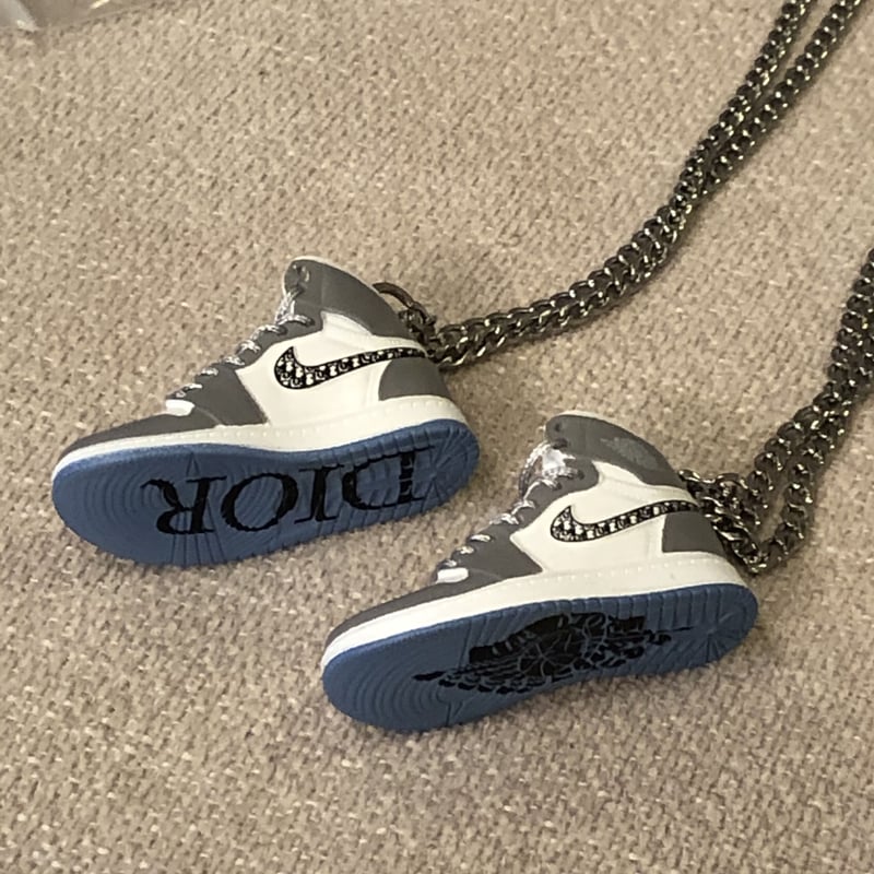 jordan 1 dior ミニスニーカー ネックレス 右左セット | soldout_imp