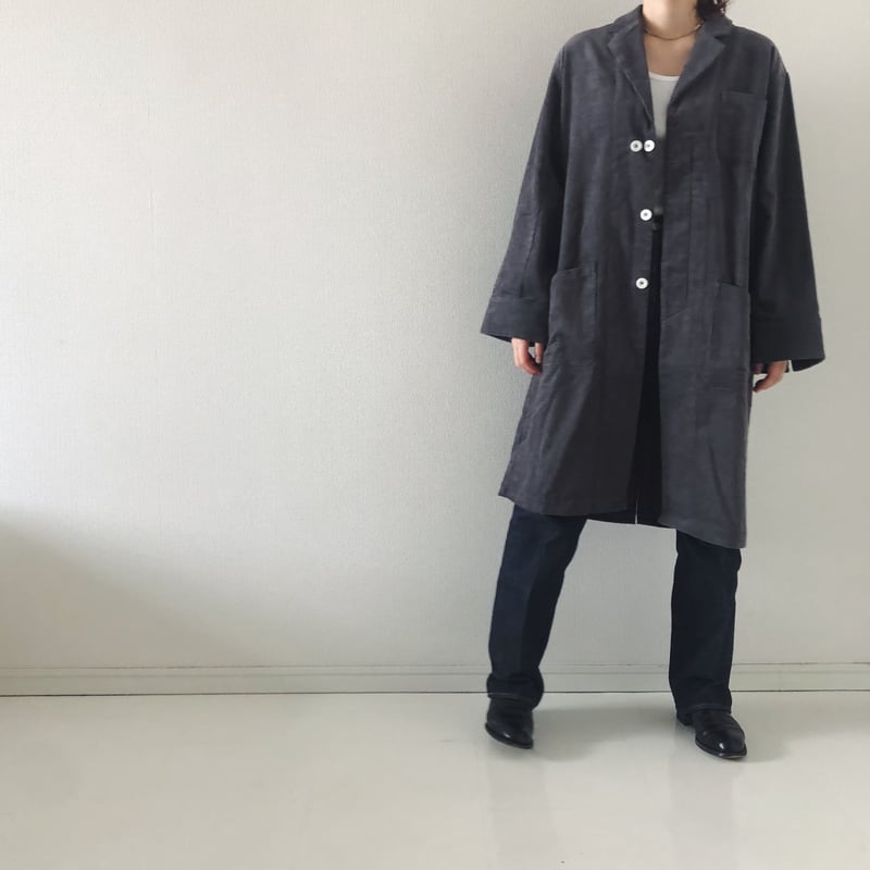 WHYTE COAT OVER CORDUROY CHACOL GRAY | panenkat