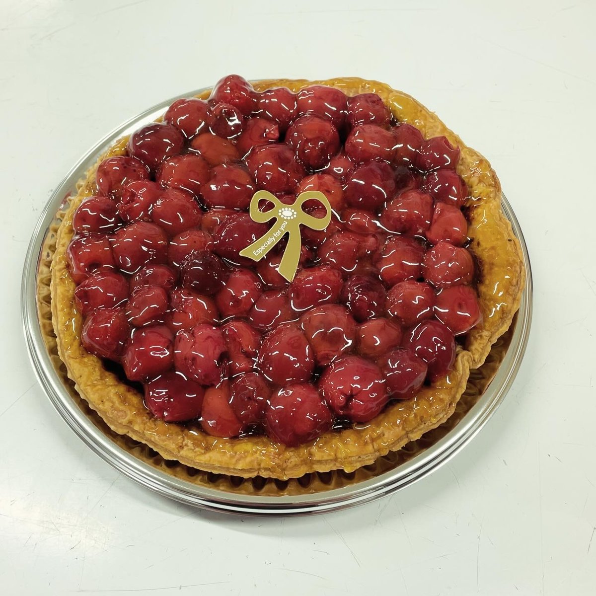 15cm】エコノムの特製チェリーパイ♪（欧州産サワーチェリー使用）冷凍