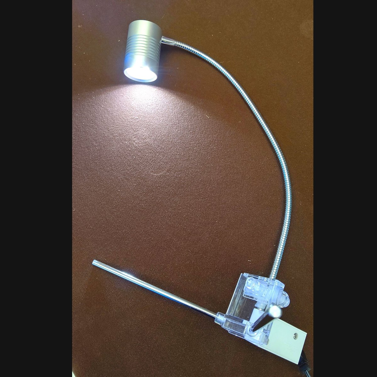 水草育成》専用LEDライト【リーフグロー】GEX社 | BOTTLIUM®️