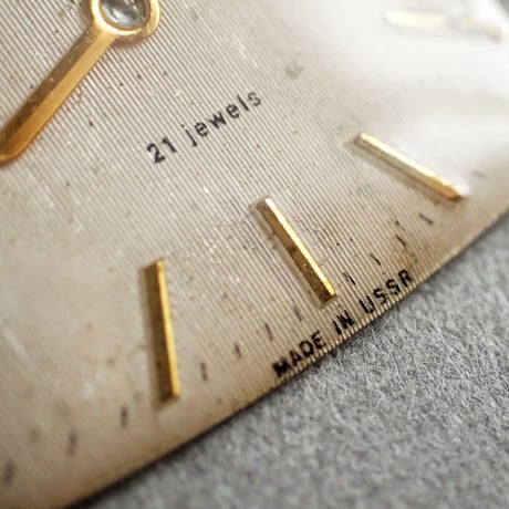 古時計の文字盤ブローチ #016