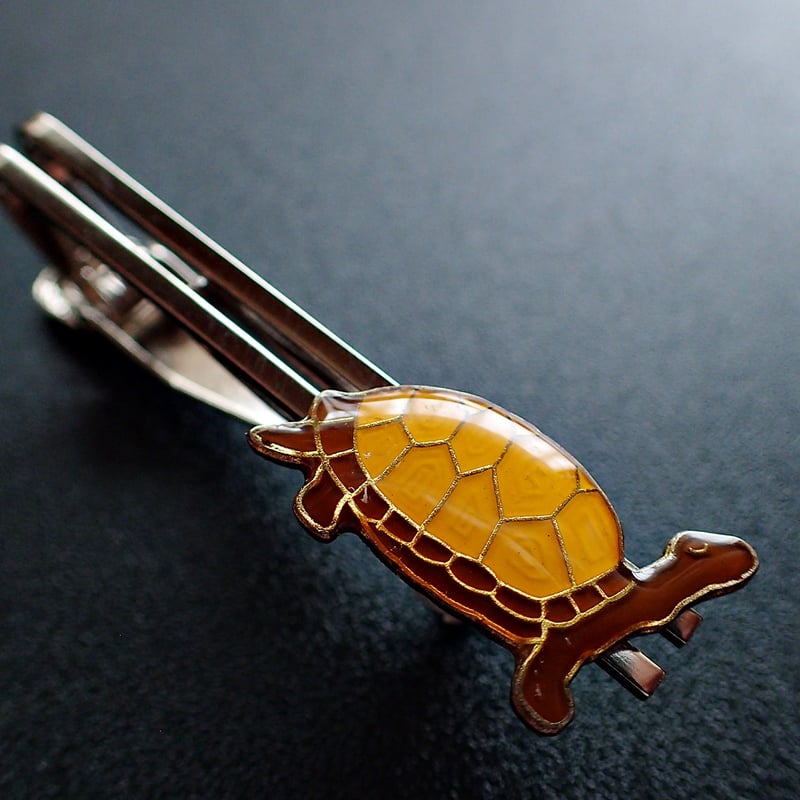 いきものネクタイピン［フランス／カメ］ #001 | kotokoto