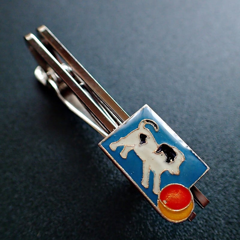 いきものネクタイピン［東欧／イヌ］ #001 | kotokoto