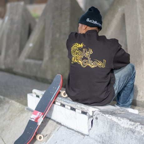 Enter the dragon sweat shirt