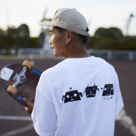 gold school robo t shirt