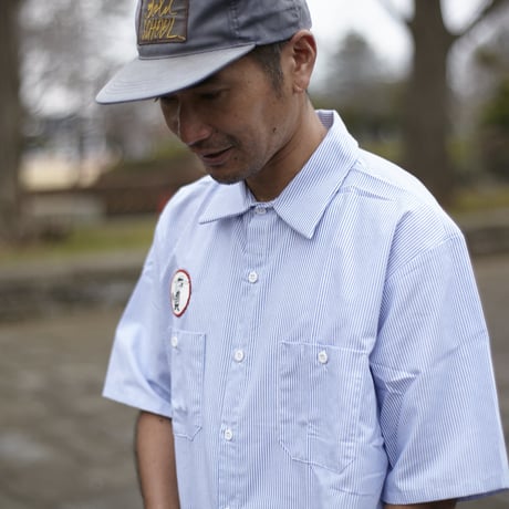 gold school icon work shirt
