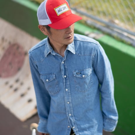 gold school line logo mesh cap