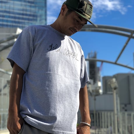 gold school bar logo tee shirt