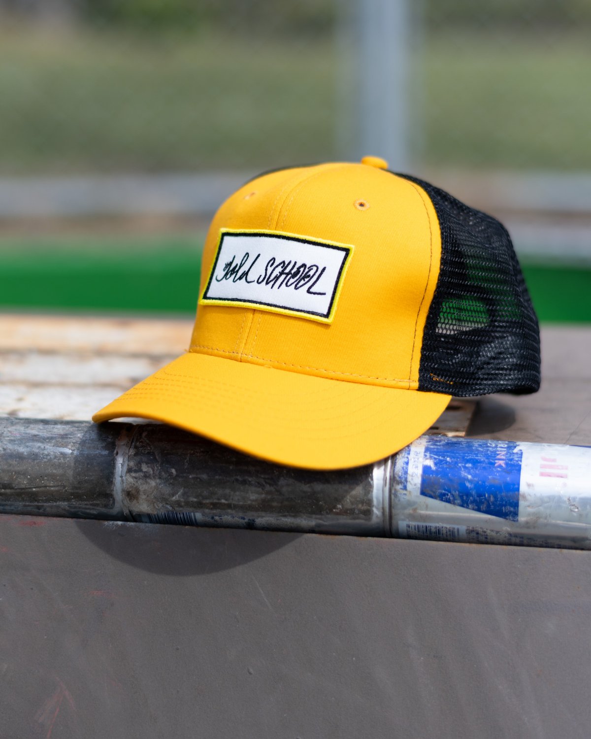gold school line logo mesh cap | Gold school