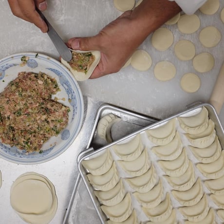 ギフト《中》かわしも餃子_20ヶ・焼売(ｼｭｳﾏｲ)_10ヶ