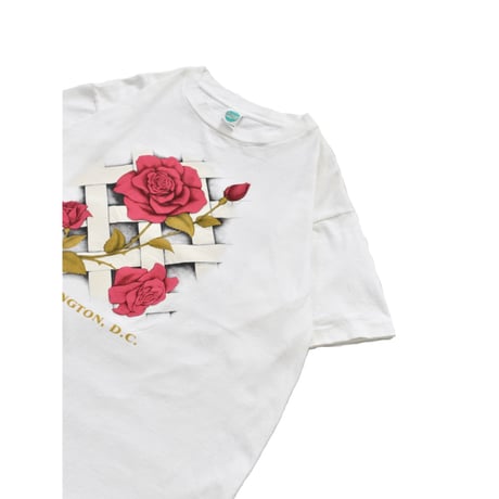 90s Vintage Rose Graphic Souvenir T-Shirt