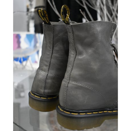 Dr.Martens Grey Leather 8hole Boots
