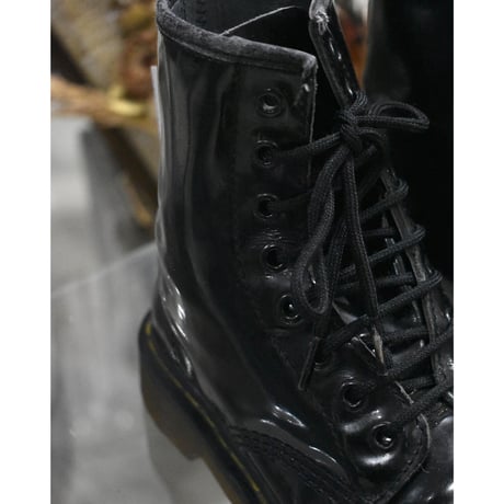 Dr.Martens Black Smooth 8hole Boots