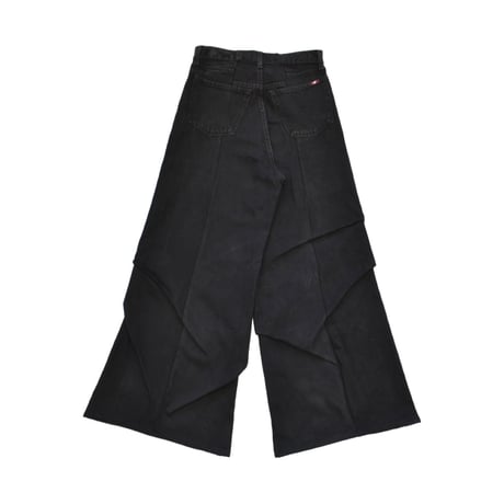 "Remake by VERS" Asymmetric Tuck Denim Trousers
