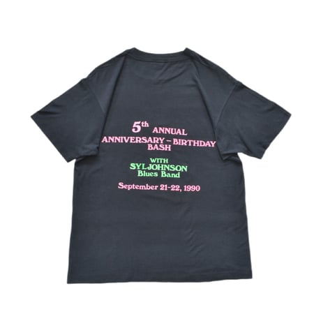 Vintage “The Buzz Saloon” Neon Graphic T-Shirt