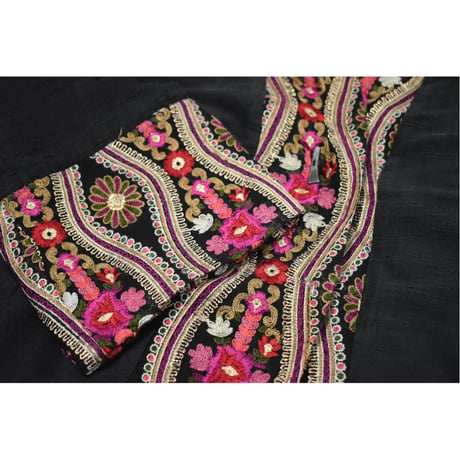 Embroidery No Collar Jacket