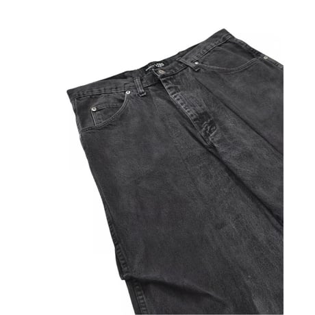 ”Remake by VERS” Asymmetric Tuck Denim Trousers