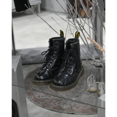 Dr.Martens Black Smooth 8hole Boots