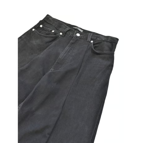 "Remake by VERS" Asymmetric Tuck Denim Trousers
