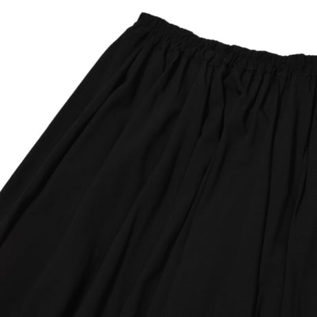 Lace-In Black Pleats Skirt