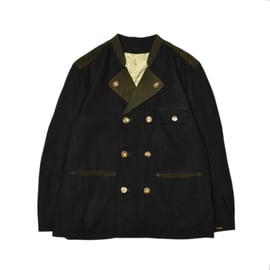 チロリアンジャケット(チロルジャケット)をブラックで楽しむ｜本場