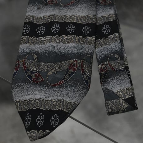 Dark Tone Vintage Tie