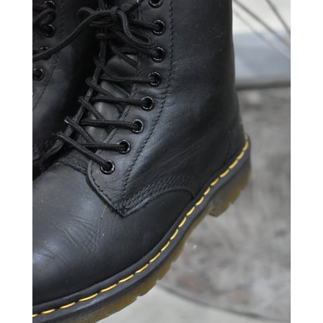 Dr.Martens Slip Resistant 8 Hole Boots