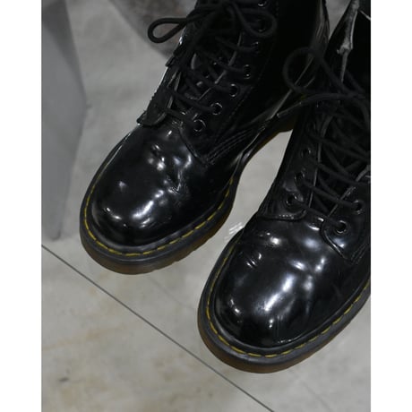 Dr.Martens Black Smooth 8hole Boots
