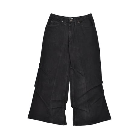 ”Remake by VERS” Asymmetric Tuck Denim Trousers