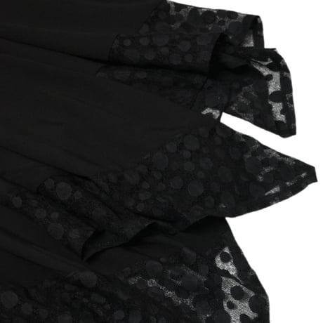 Lace-In Black Pleats Skirt
