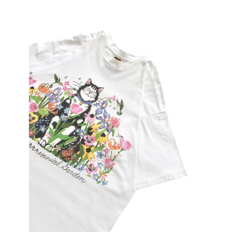 90s Flower Gerden Cat Grdphic T-Shirt