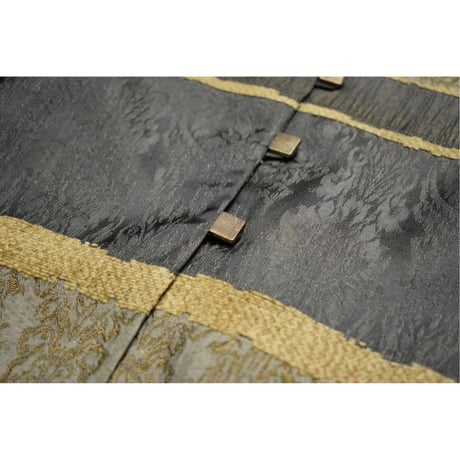 Embroidery Patterned Smooth Jacket